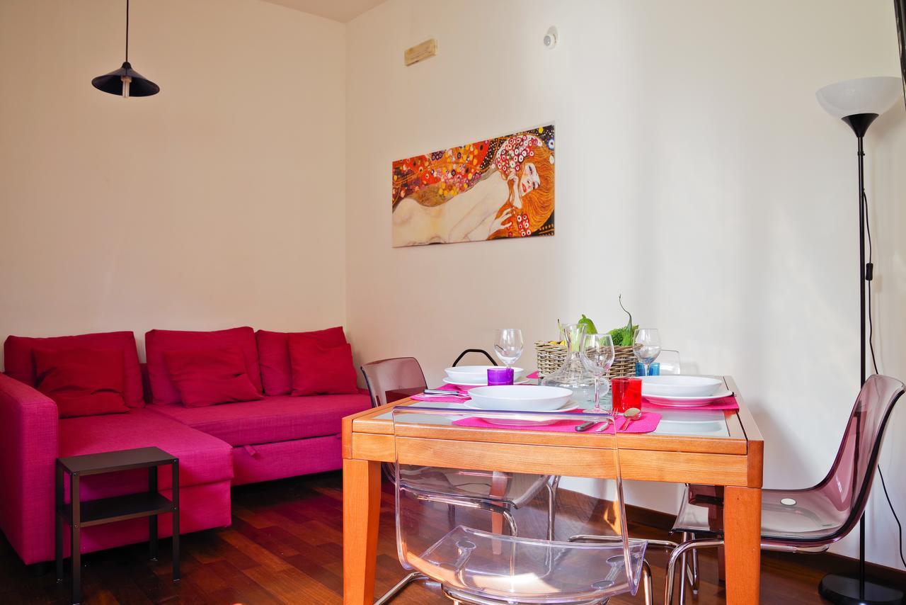Bed And Travel Apartment Dogana Regia 15 Salerno Exterior foto